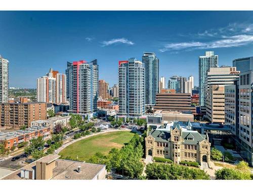 1603-924 14 Avenue Sw, Calgary, AB - Outdoor With Facade