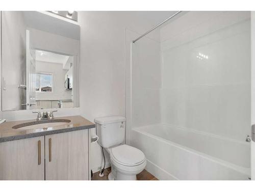 2206-298 Sage Meadows Park Nw, Calgary, AB - Indoor Photo Showing Bathroom