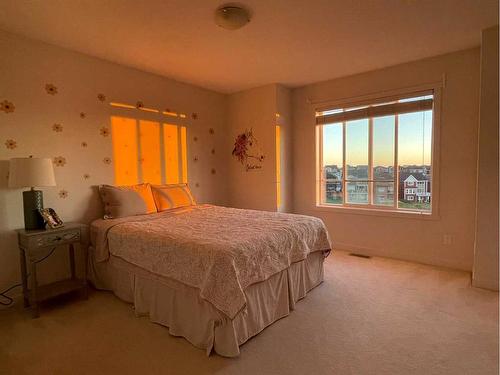 57 Sherwood Lane Nw, Calgary, AB - Indoor Photo Showing Bedroom