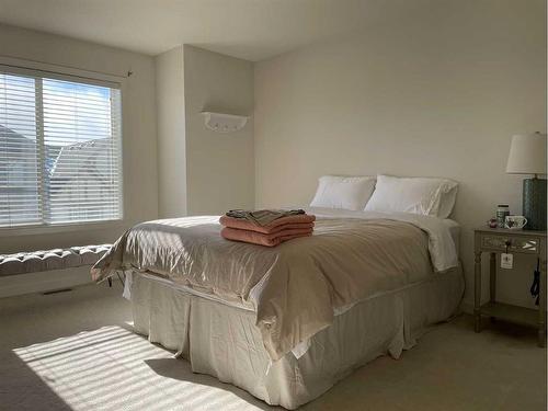 57 Sherwood Lane Nw, Calgary, AB - Indoor Photo Showing Bedroom