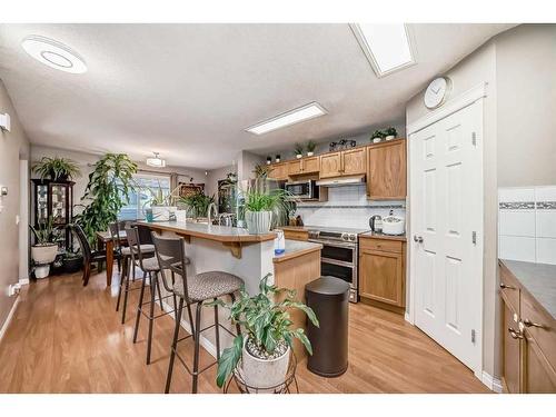 49 Saddlecrest Close Ne, Calgary, AB - Indoor