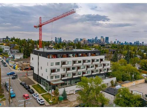 406-3450 19 Street Sw, Calgary, AB - Outdoor With View