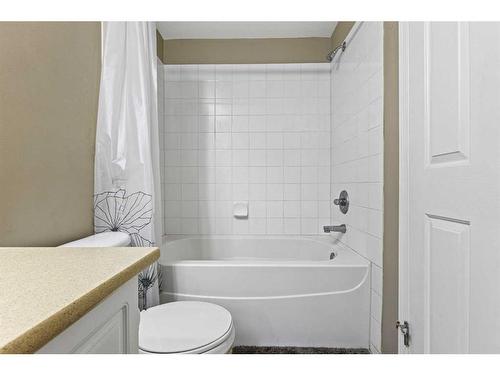 107-838 19 Avenue Sw, Calgary, AB - Indoor Photo Showing Bathroom