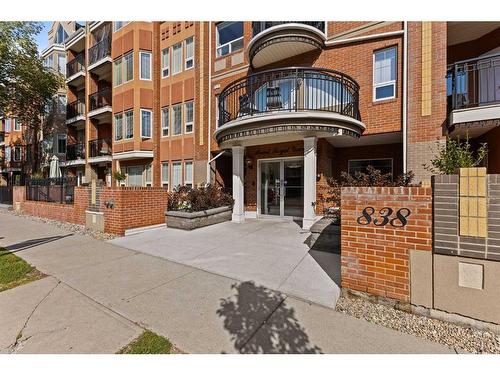 107-838 19 Avenue Sw, Calgary, AB - Outdoor With Facade