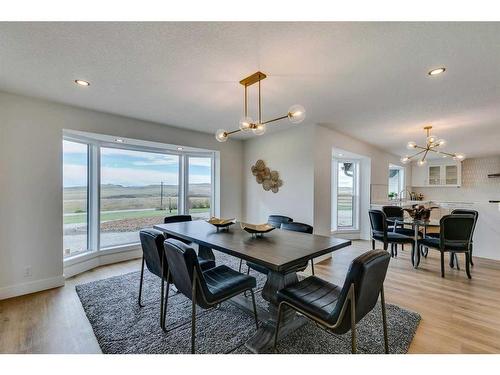 262150 Horse Creek Road, Rural Rocky View County, AB - Indoor Photo Showing Dining Room