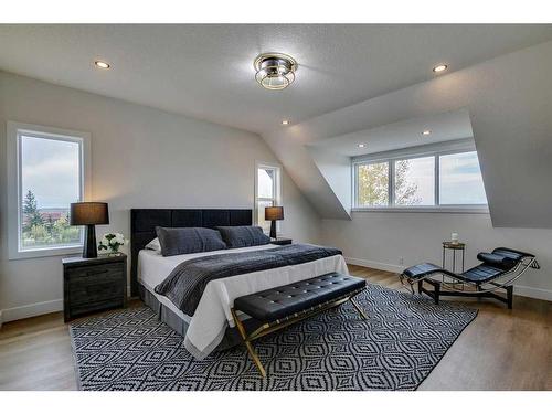 262150 Horse Creek Road, Rural Rocky View County, AB - Indoor Photo Showing Bedroom