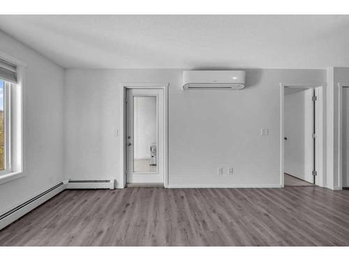 2304-4641 128 Avenue Ne, Calgary, AB - Indoor Photo Showing Other Room