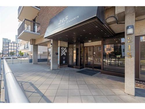 804-215 14 Avenue Sw, Calgary, AB - Outdoor With Balcony