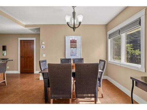 107Bf-187 Kananaskis Way, Canmore, AB - Indoor Photo Showing Dining Room