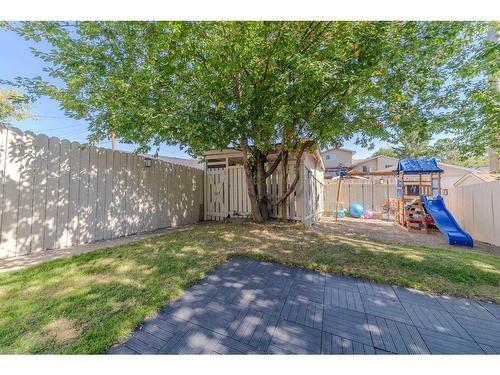 7846 20A Street Se, Calgary, AB - Outdoor