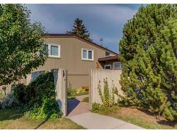 605-4500 39 Street NW Calgary, AB T3A 0M5