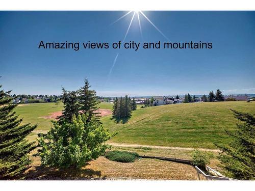 105 Hawkbury Close Nw, Calgary, AB - Outdoor With View