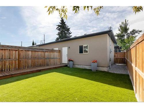 515 30 Avenue Nw, Calgary, AB - Outdoor With Deck Patio Veranda