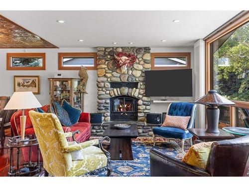 1005 9 Avenue, Canmore, AB - Indoor Photo Showing Living Room With Fireplace