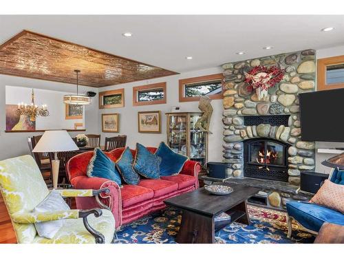 1005 9 Avenue, Canmore, AB - Indoor Photo Showing Living Room With Fireplace