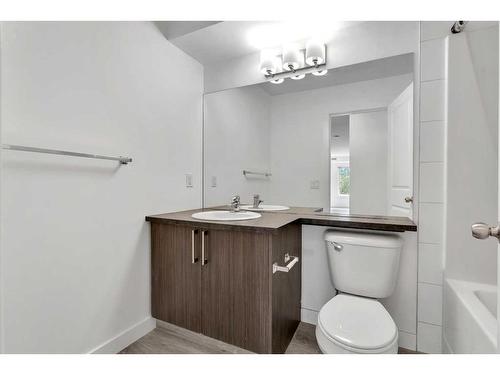 218-300 Marina Drive, Chestermere, AB - Indoor Photo Showing Bathroom