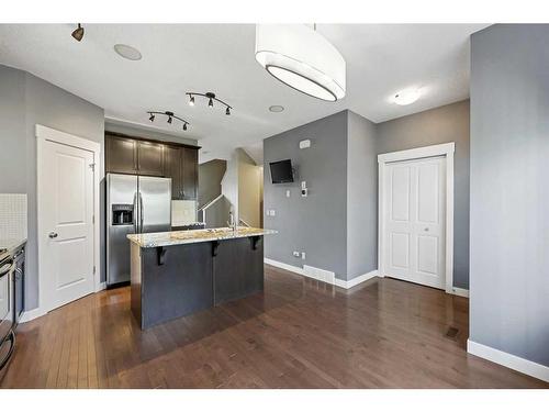 396 Rainbow Falls Drive, Chestermere, AB - Indoor Photo Showing Kitchen