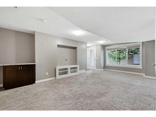 396 Rainbow Falls Drive, Chestermere, AB - Indoor Photo Showing Other Room