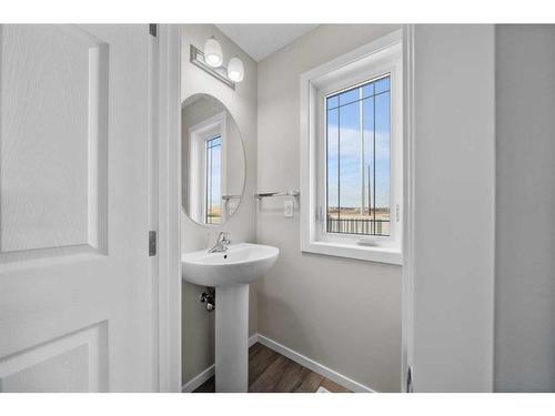 1485 148 Avenue Nw, Calgary, AB - Indoor Photo Showing Bathroom