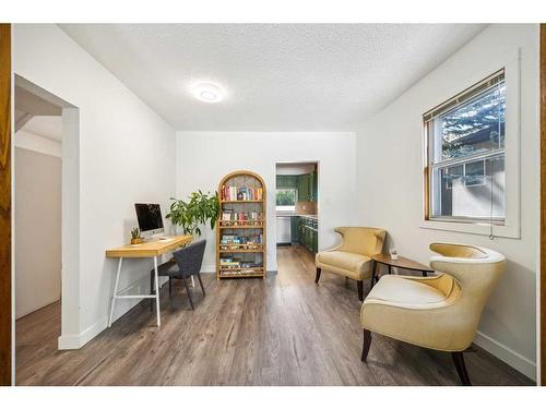 408 8A Street Ne, Calgary, AB - Indoor