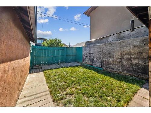 408 8A Street Ne, Calgary, AB - Outdoor