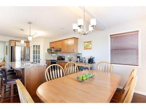 157 Sherwood Circle Nw, Calgary, AB - Indoor Photo Showing Dining Room