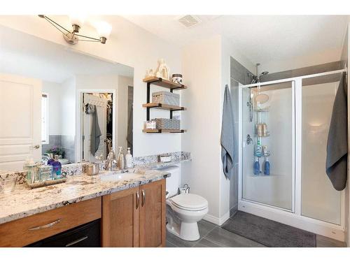 157 Sherwood Circle Nw, Calgary, AB - Indoor Photo Showing Bathroom