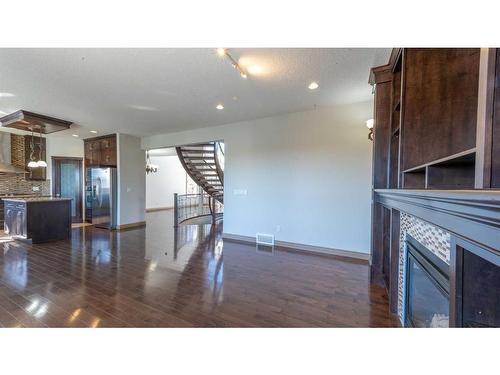 212 Sherwood Rise Nw, Calgary, AB - Indoor Photo Showing Kitchen