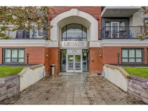 205-138 18 Avenue Se, Calgary, AB - Outdoor With Balcony