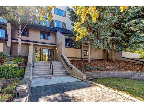 401-1229 Cameron Avenue Sw, Calgary, AB - Outdoor With Facade