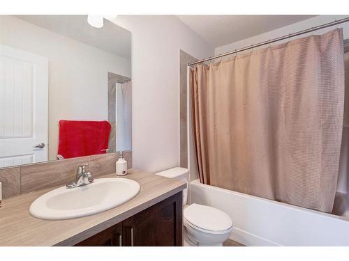 409 Legacy Boulevard, Calgary, AB - Indoor Photo Showing Bathroom