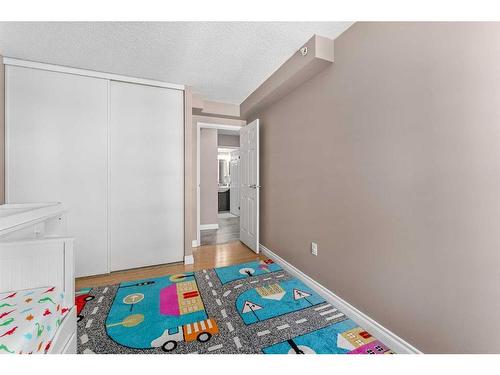 704-1240 12 Avenue Sw, Calgary, AB - Indoor Photo Showing Other Room