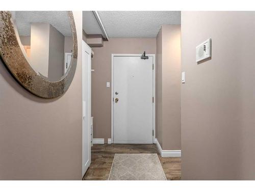 704-1240 12 Avenue Sw, Calgary, AB - Indoor Photo Showing Other Room