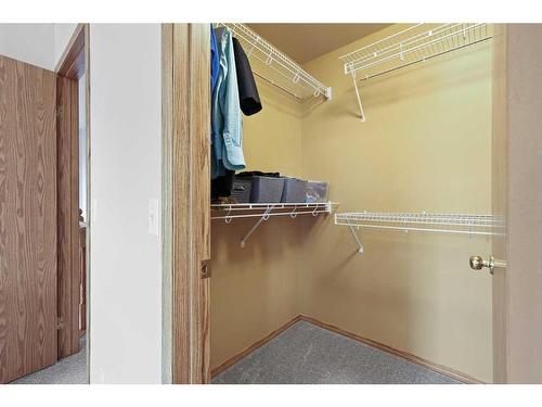 899 Somerset Drive Sw, Calgary, AB - Indoor With Storage