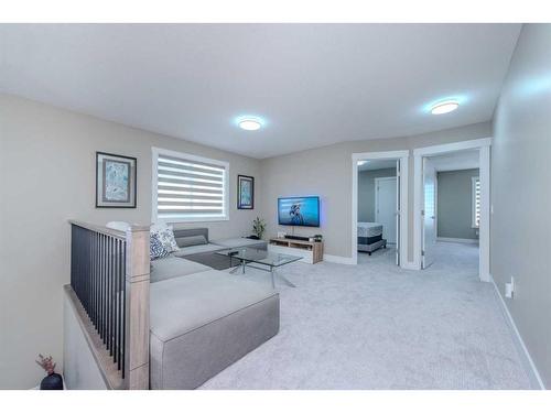 271 Belvedere Drive Se, Calgary, AB - Indoor