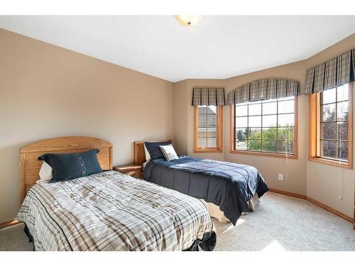 88 Citadel Green Nw, Calgary, AB - Indoor Photo Showing Bedroom