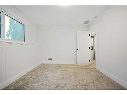 504-11010 Bonaventure Drive Se, Calgary, AB - Indoor Photo Showing Other Room