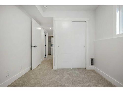 504-11010 Bonaventure Drive Se, Calgary, AB - Indoor Photo Showing Other Room