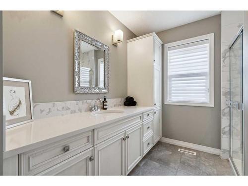 94 Auburn Springs Park Se, Calgary, AB - Indoor Photo Showing Bathroom