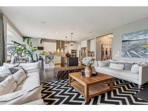 94 Auburn Springs Park Se, Calgary, AB - Indoor Photo Showing Living Room