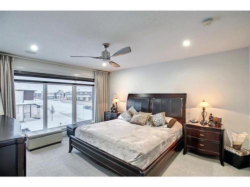 33 Savanna Grove Ne, Calgary, AB - Indoor Photo Showing Bedroom