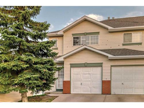 56 Country Hills Villas Nw, Calgary, AB - Outdoor