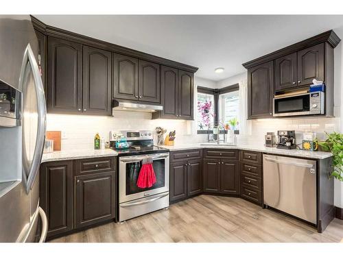 37 Lakeside Greens Close, Chestermere, AB - Indoor Photo Showing Kitchen With Stainless Steel Kitchen