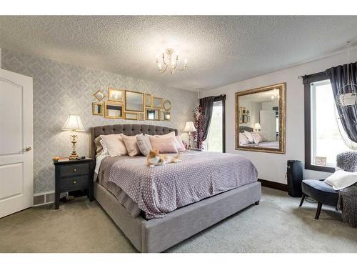 37 Lakeside Greens Close, Chestermere, AB - Indoor Photo Showing Bedroom