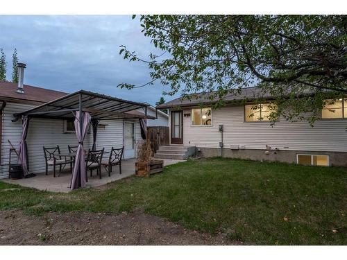 47 Fonda Green Se, Calgary, AB - Outdoor