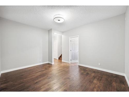 91 Panton Road Nw, Calgary, AB - Indoor Photo Showing Other Room