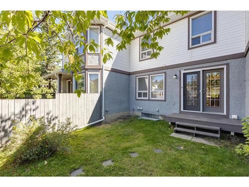 1002 Signal Hill Green Sw, Calgary, AB - Outdoor