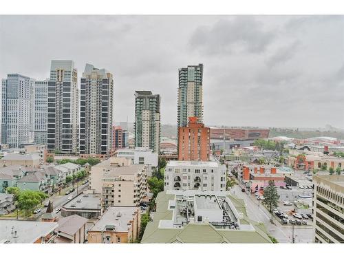 1702-188 15 Avenue Sw, Calgary, AB - Outdoor With View