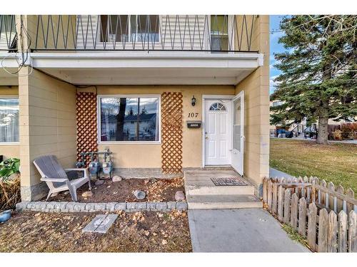 107-2211 19 Street Ne, Calgary, AB - Outdoor With Balcony