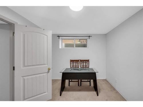 255 Skyview Point Road Ne, Calgary, AB - Indoor Photo Showing Other Room